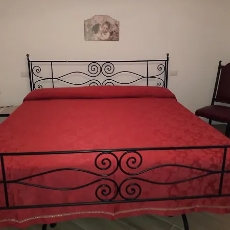 Casa Campoli 펜션 루파노